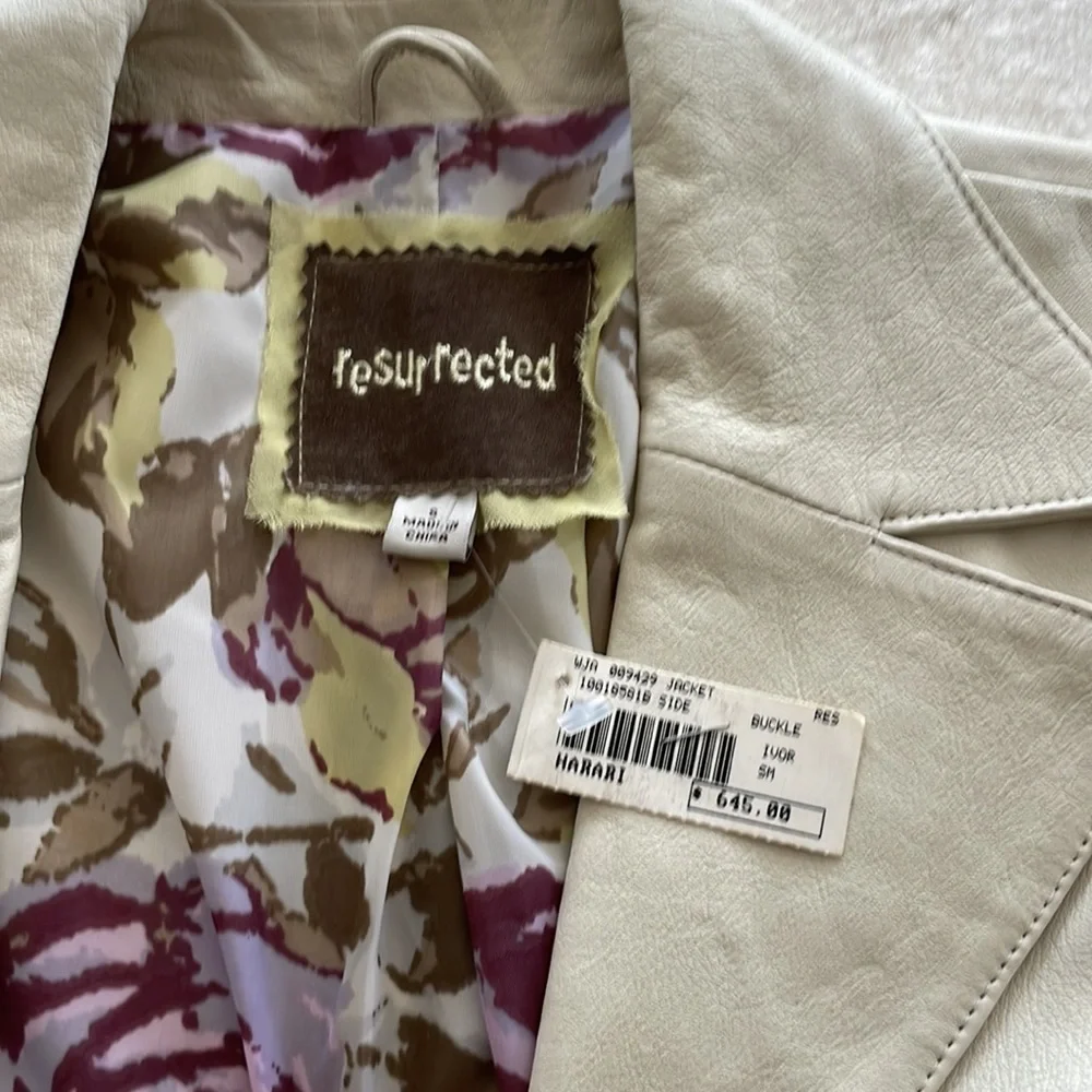 Leather jacket - Picture 3 of 5